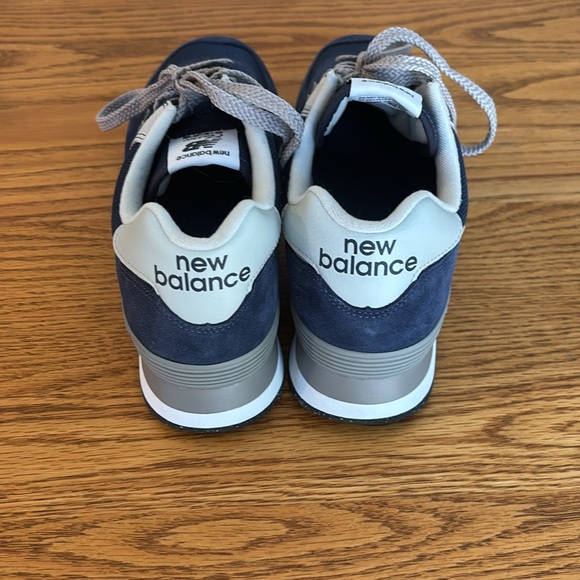 Men's New Balance 574 Walking Shoes - Picture 3 of 7